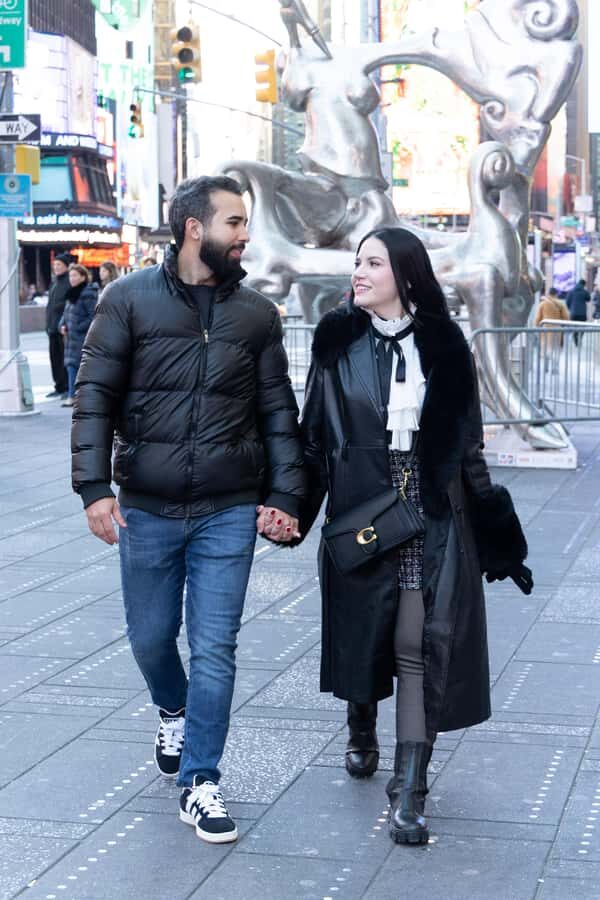New York City: Photoshoot - Times Square - Quick Key Points