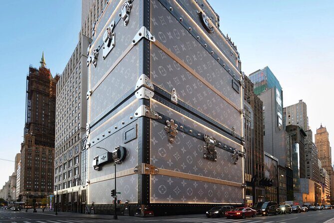 New York City Private Tour - A Luxury Shopping Street and Then St. Patrick’s Cathedral