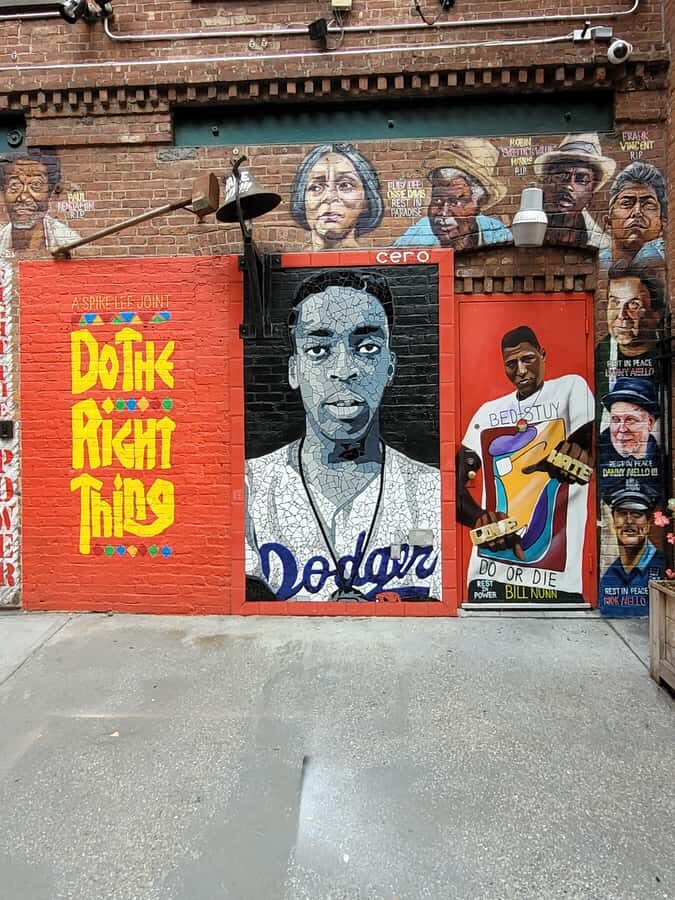 New York: Hip-Hop, Murals, Sports, and Dangerous Neighborhoods Tour - Starting at Mickey Spillane: Getting Your Bearings Fast