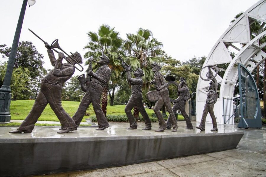 New York: Louis Armstrong Private Walking Tour with Concert - The 3-hour option: concert tickets, but your guide does not go