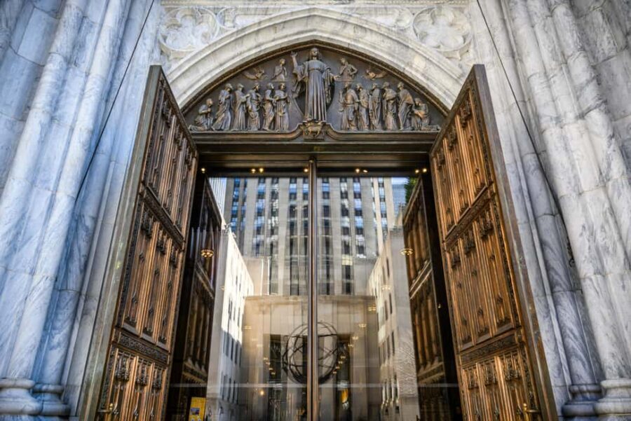 New York: VIP Guided Tour of St. Patrick's Cathedral - Up the marble stairs: reaching the cathedral’s heart