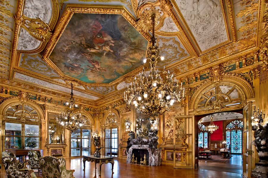 Newport: Newport Mansions Ticket - 1 or 2 Mansions - The Breakers: 70 rooms of Italian Renaissance-style power