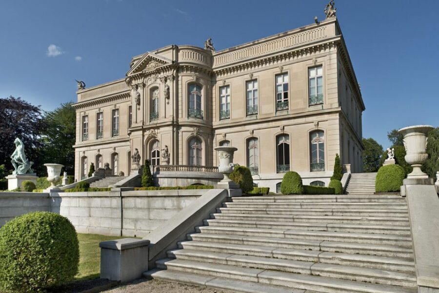 Newport: Newport Mansions Ticket - 1 or 2 Mansions - The Breakers grounds: stable and carriage house plus ocean air