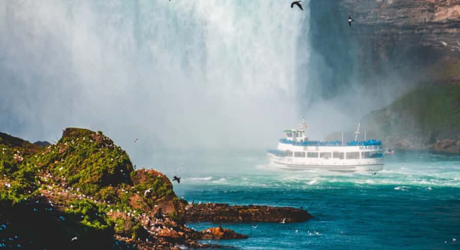 Niagara Falls Canada & USA: Small Group Deluxe Tour - Cave of the Winds Walkway: The Most Hands-On Stop