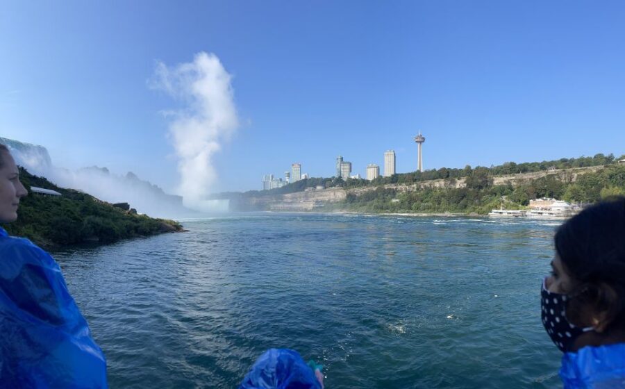 Niagara Falls, NY: Maid of the Mist Boat and Walking Tour - Who this tour suits best