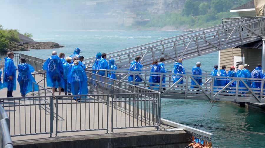 Niagara Falls US: Premium Highlights Tour + Maid of the Mist - Bridal Veil, American Falls, and the Horseshoe View in One Route