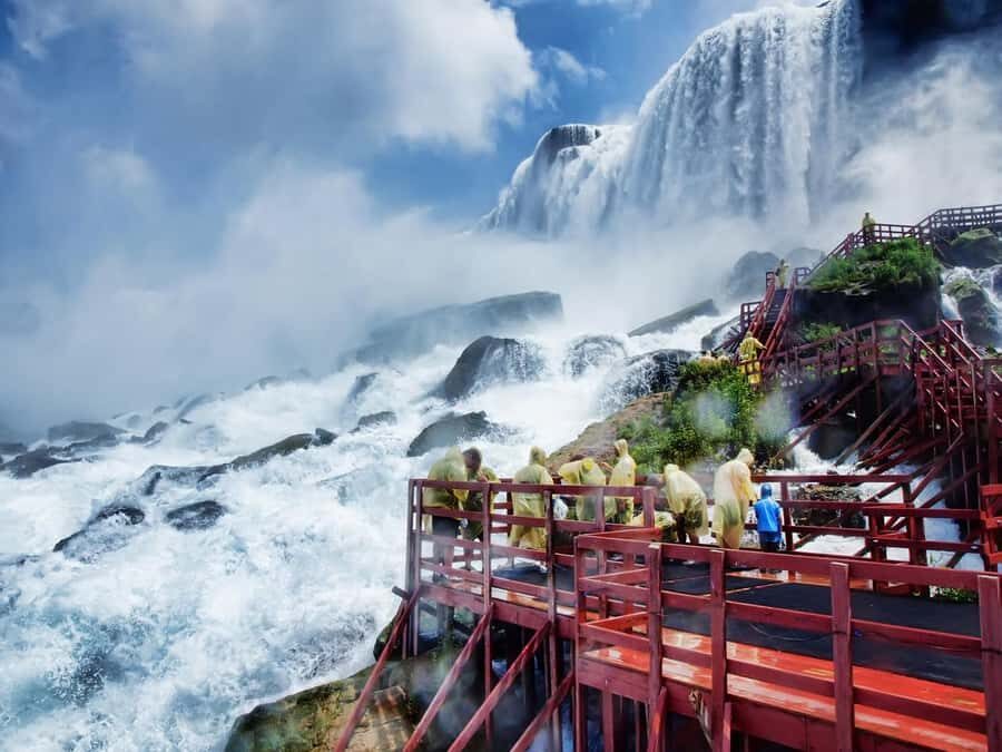Niagara Falls, USA: All Inclusive Maid Of Mist Boat Tour - Mid-tour break for food: plan small and keep moving