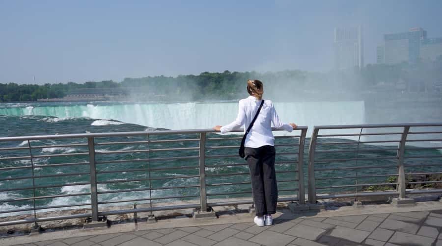 Niagara Falls USA: Cave of the Winds & Maid of the Mist Ride - Cave of the Winds: The 175-Foot Descent to the Hurricane Deck