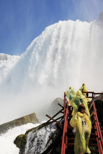 Niagara Falls: VIP Maid of the Mist & Cave of the Winds Tour - The Walk, the Weather, and What to Wear