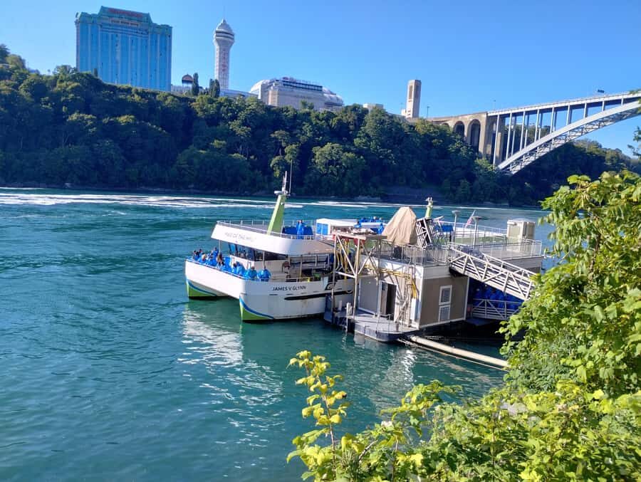 Niagra Falls, USA Side: Boat, Cave and Shuttle pass Tour - Hard Rock Meeting Point To Maid of the Mist in One Clean Run