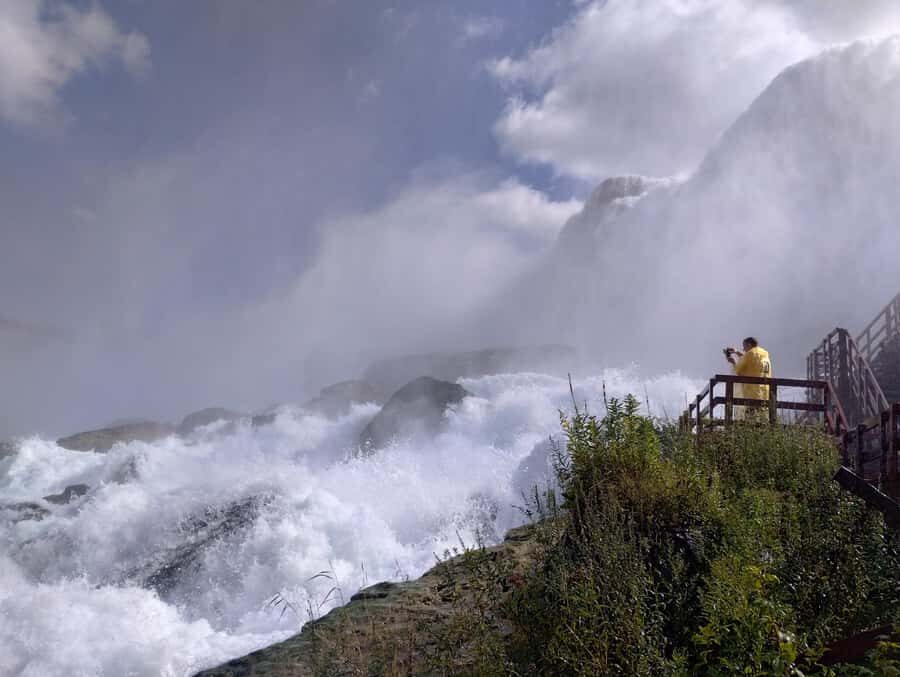 Niagra Falls, USA Side: Boat, Cave and Shuttle pass Tour - Trolley Connections: How the Tour Keeps You From Getting Lost