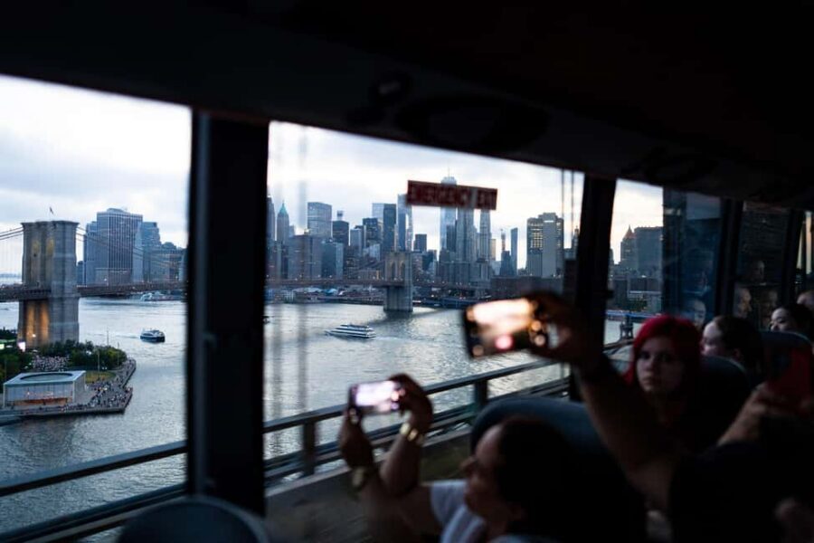 NYC at Night: 3-Hour Luxury Bus Tour of Top Highlights - Fifth Avenue to Grand Central: Classic NYC Lit Up