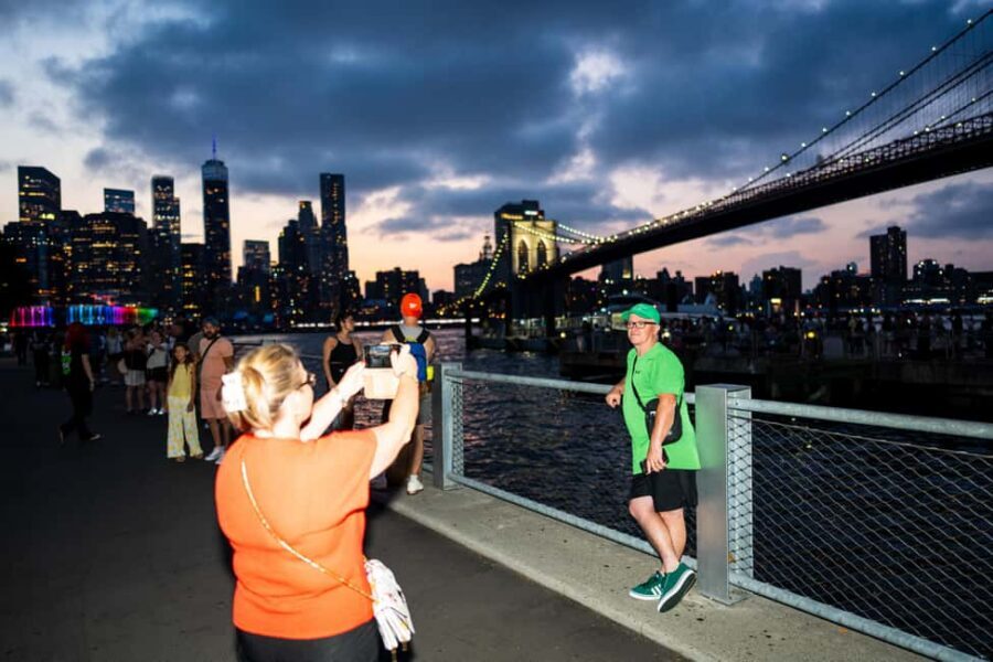 NYC at Night: 3-Hour Luxury Bus Tour of Top Highlights - Times Square Finish Near the Button and Needle