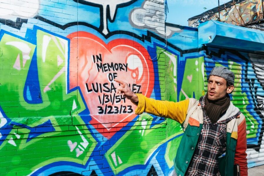 NYC: Brooklyn Graffiti & Street Art Walking Tour in Bushwick - How the guide shapes the whole experience (from Nick to Caty to Derrick)