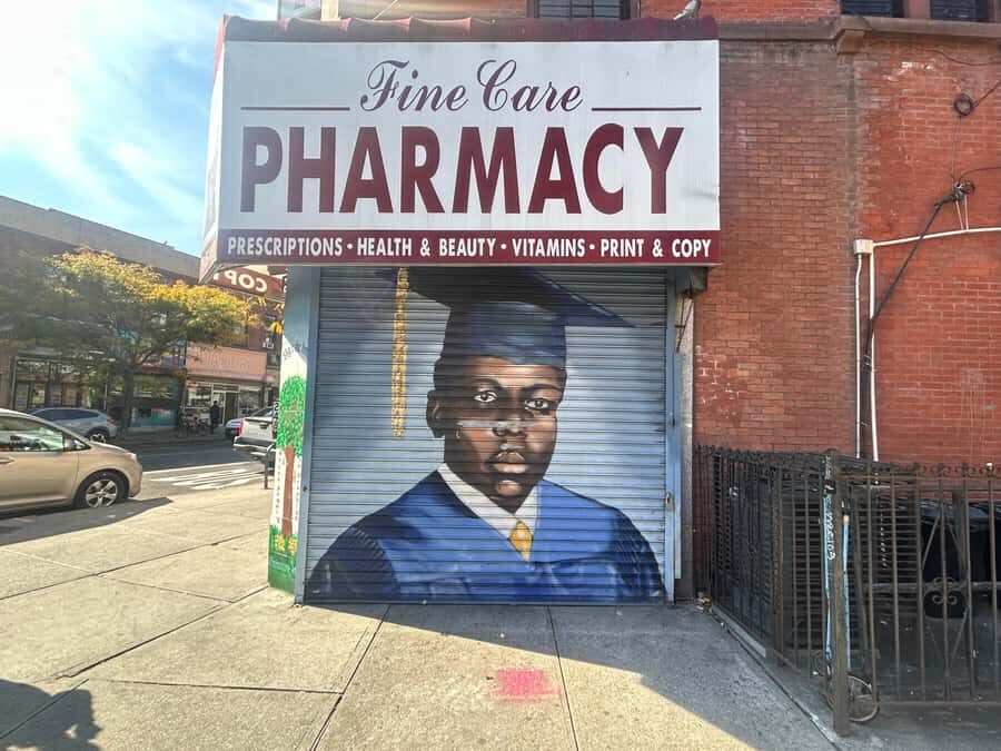NYC, Brooklyn: Notorious Biggie Smalls Themed Walking Tour - The Biggie High School stop: context you can feel on the sidewalk