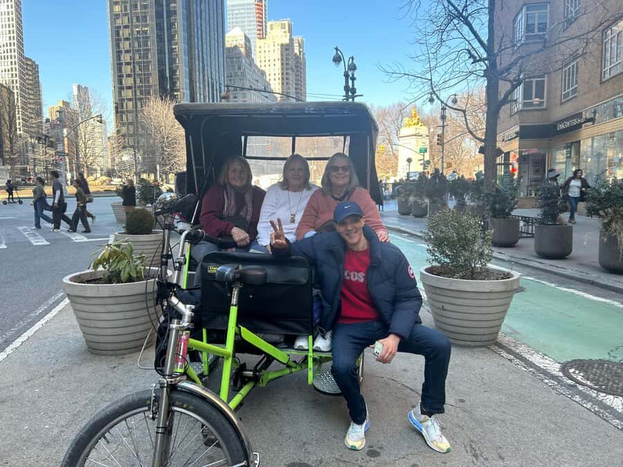 NYC: Central Park Pedicab Tour - Meeting at 240 Central Park S near Starbucks