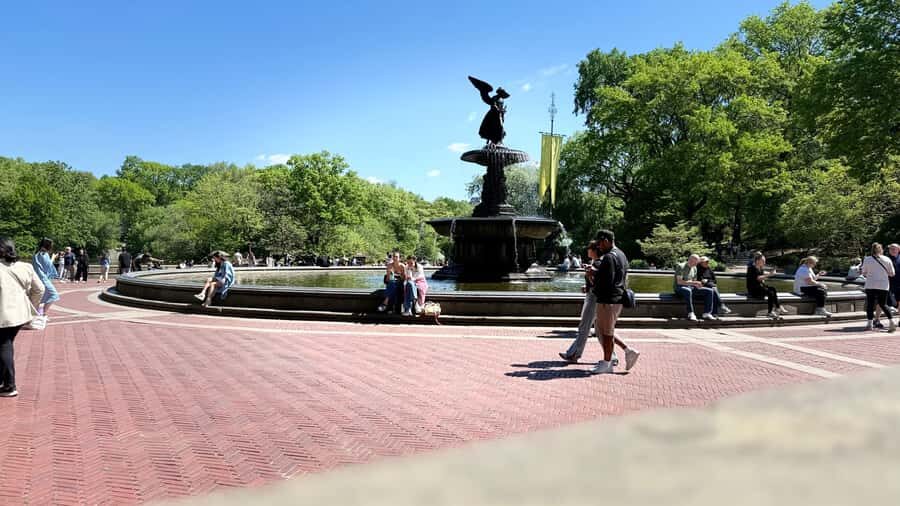 NYC: Central Park Storytelling Pedicab Tour with Theater - Group Size, Privacy, and Who This Fits Best