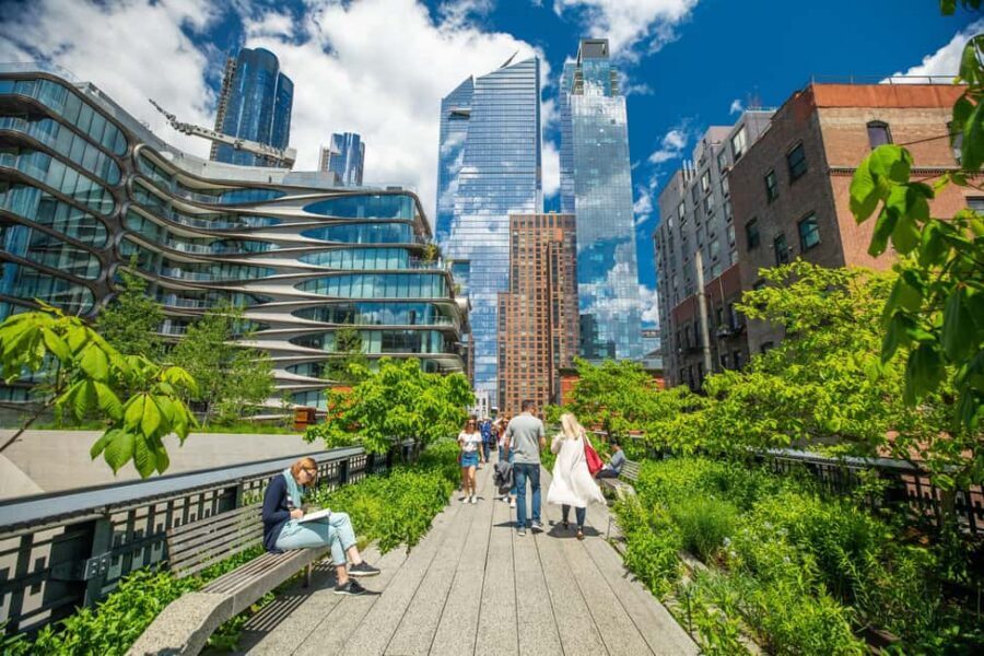 NYC: Chelsea & High Line Tour with Optional Edge Entry - Chelsea Market: food hall time with history and options