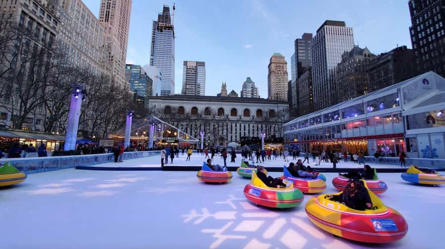NYC: Christmas Holiday Guided Walking Tour with Dessert - Key things I’d circle before you book
