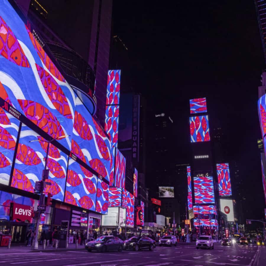 NYC: Christmas Lights Tour in Midtown Manhattan - A 45-minute booking that can run closer to 1.5–2 hours
