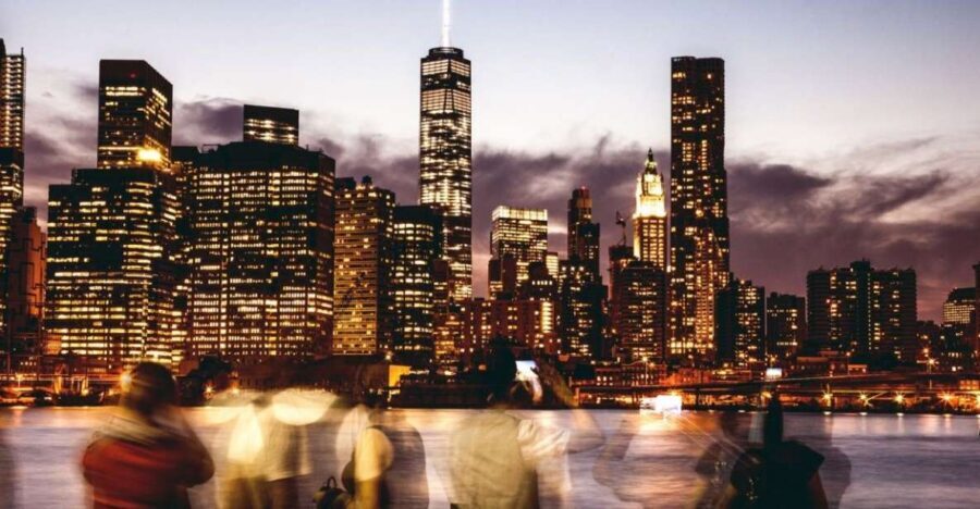 NYC: Circle Line 2h Harbor Lights Cruise Skip-The-Box-Office - Ellis Island and the Statue of Liberty: the close pass you’ll remember