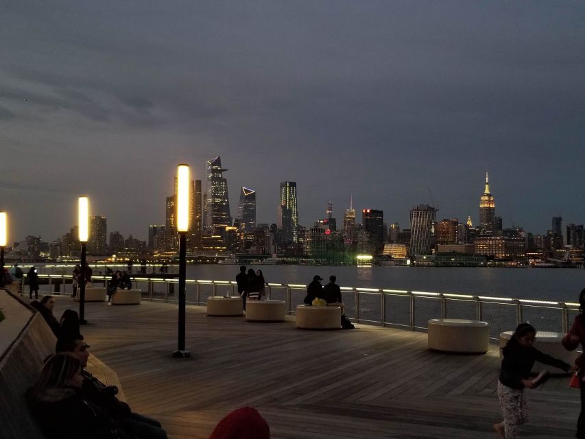 NYC: City Skyline Sightseeing MiniBus Tour at Night - Should You Book It? My Quick Decision Guide