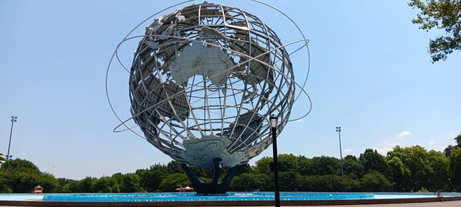 NYC: Contrasts with Gospel Mass - The Gospel Mass Stop: A Spiritual Experience You’ll Want to Handle Well