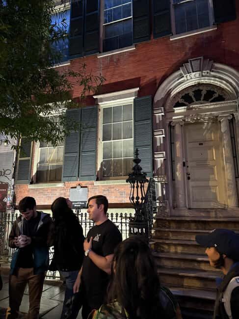 NYC Dark History Tour: Ghosts, Murders & Mafia! - Doyers Street finish: the creepy punctuation mark