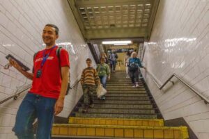 NYC: Discover NYC Subway Secrets Below Manhattan - Private - City Hall Station and the art of the oldest subway era