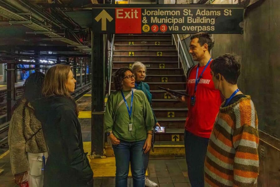 NYC: Discover NYC Subway Secrets Below Manhattan - Private - The Brooklyn Bridge wine cellar you can spot from the subway