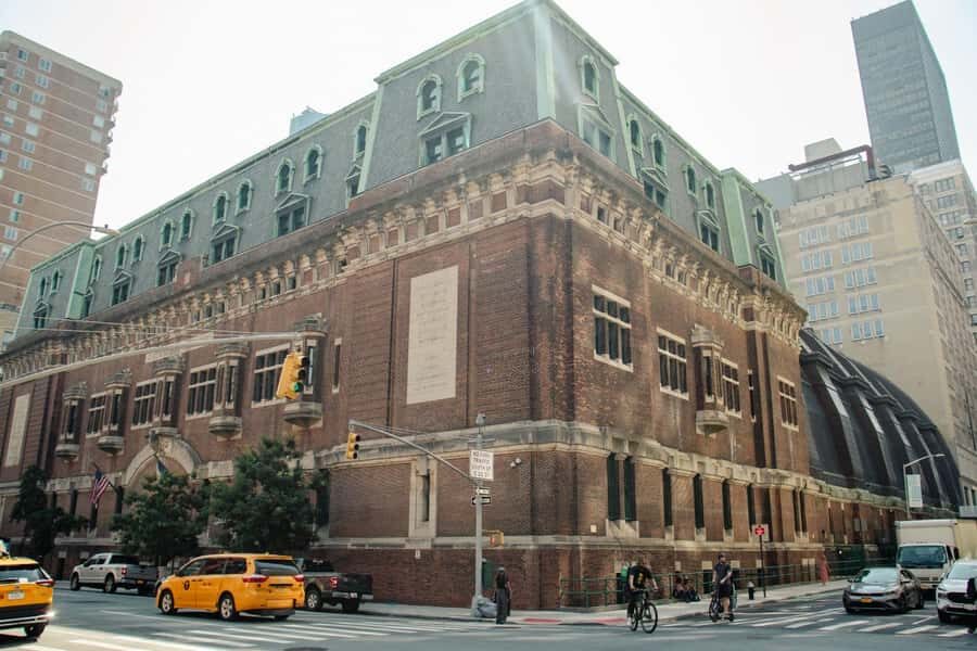 NYC: East Village & Midtown Irish History Walking Tour - Key highlights worth your time