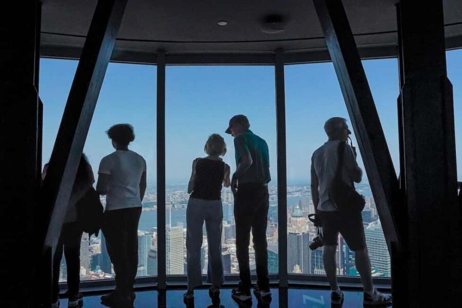 NYC: Empire State Building Express Tickets – Skip the Line - Art Deco Fifth Avenue Lobby: the nice cooldown on the way out