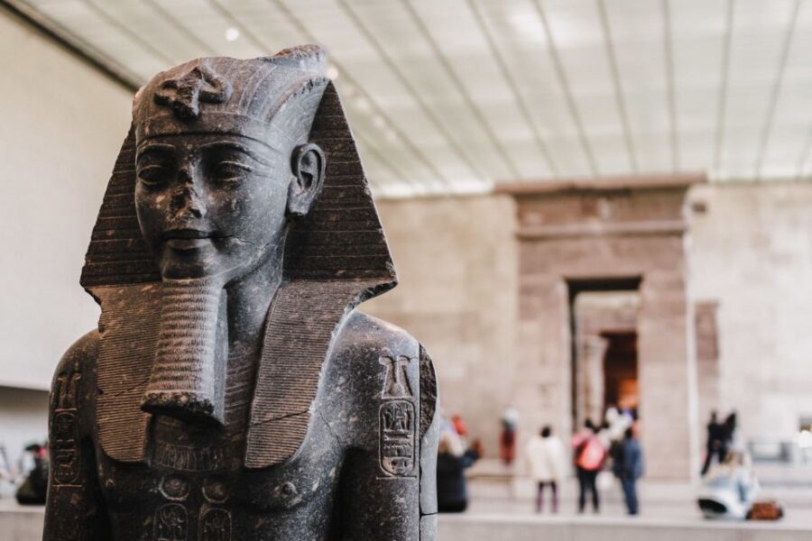 NYC: Express Highlights Tour of the MET Museum - Pace, closures, and walking comfort: what to plan for