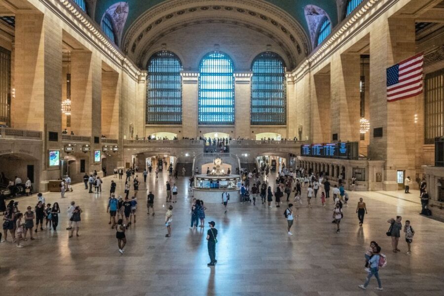 NYC | French guided tour Grand Central & Midtown - Famous Movie Scenes Inside Grand Central