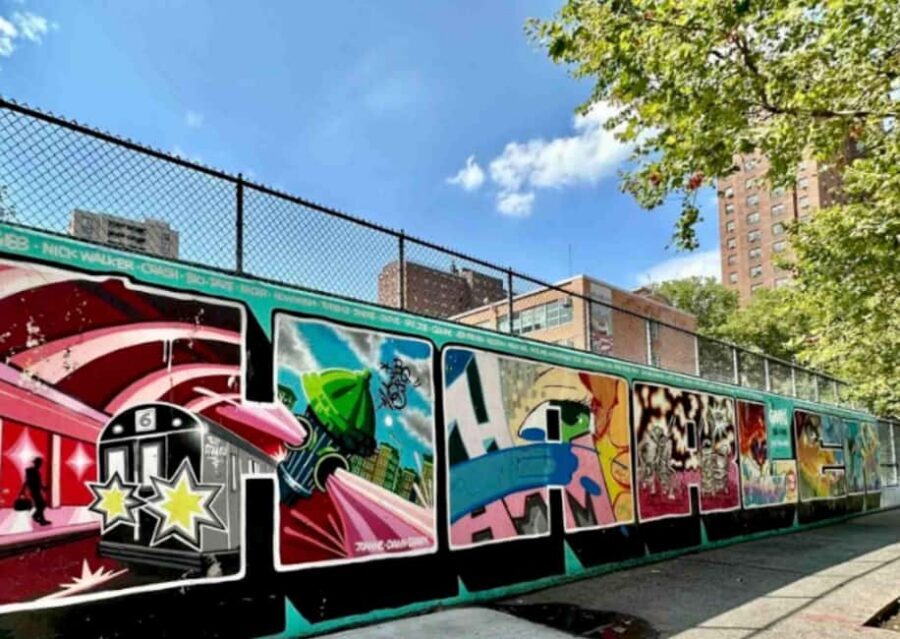 NYC | French guided tour Hip-Hop in East Harlem & Bronx - East Harlem street art: Spanish Harlem murals, tags, and social meaning