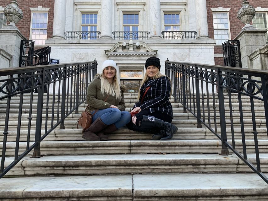 NYC: Gossip Girl Sites Bus Tour - Why the Gossip Girl Sites Tour Feels Different From a Regular Bus Ride