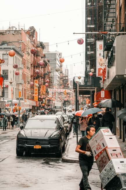 NYC: Greenwich, SoHo, Little Italy and Chinatown Tour - Greenwich Village lanes: jazz clubs, historic townhouses, and speakeasy lore
