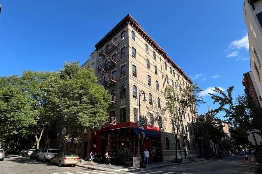 NYC: Greenwich Village Food Tour - Guides, Group Pace, and Why the Vibe Feels Friendly