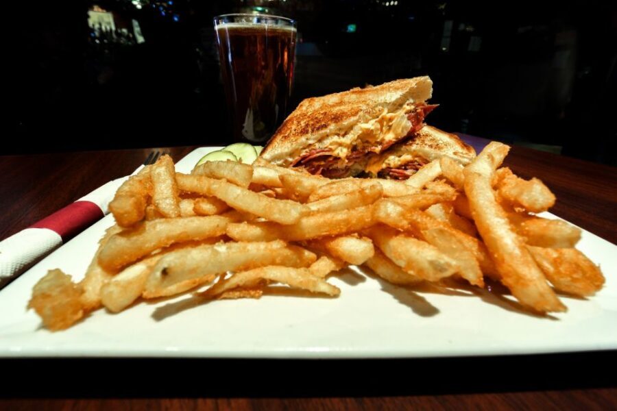 NYC: Greenwich Village Food Tour with 6 Authentic Tastings - Key things to love about this Greenwich Village food tour