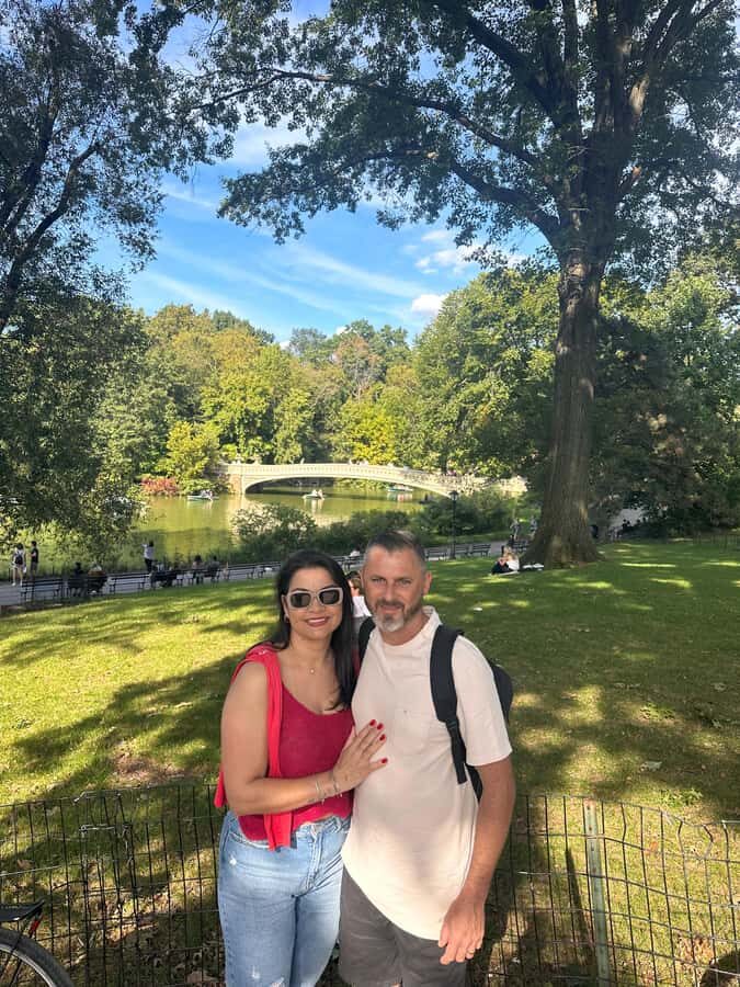 NYC: Guided Pedicab Tour of Central Park - Gapstow Bridge photo stop: your 10-minute Central Park moment