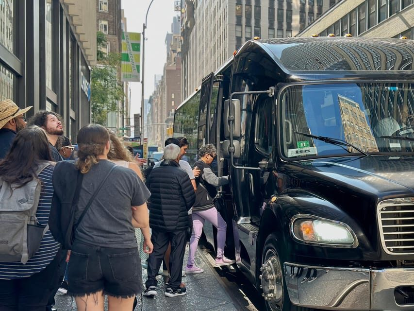 NYC: Half-Day Luxury Bus Tour of Top Highlights - Midtown Icons: Central Park Edge, Radio City Area, and Rockefeller Center Photos