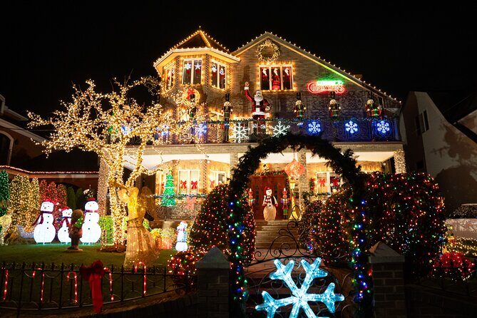 NYC Holiday Lights and Dyker Heights Luxury Bus Tour - Dyker Heights: the real holiday movie set
