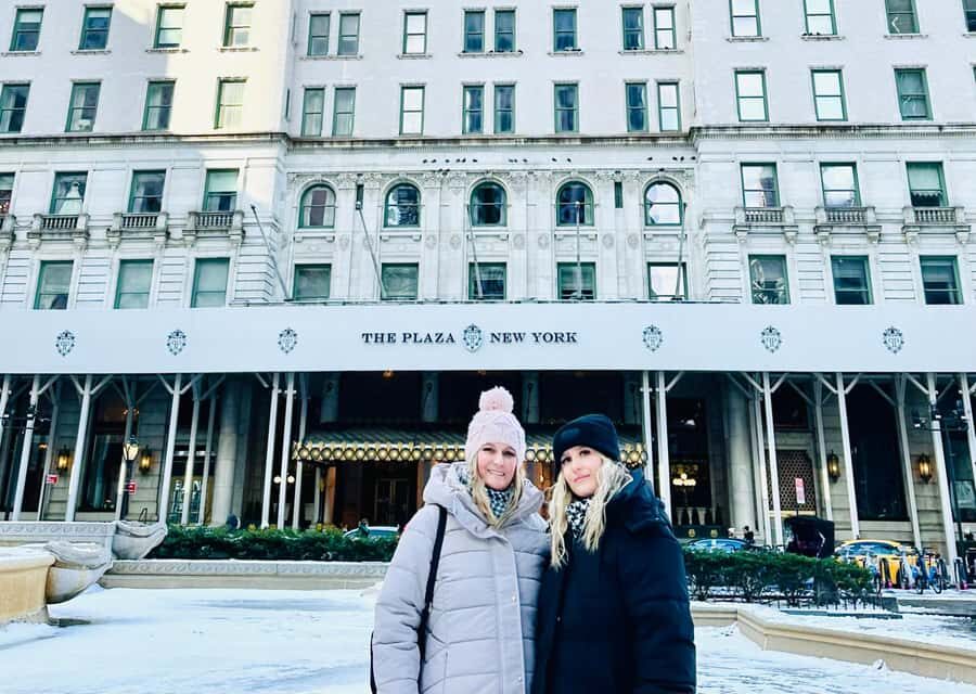 NYC: Home Alone 2 & Elf Locations Tour in Central Park Tour - Central Park’s Home Alone 2 Stops: Plaza Hotel and the Wet Bandits chase feel