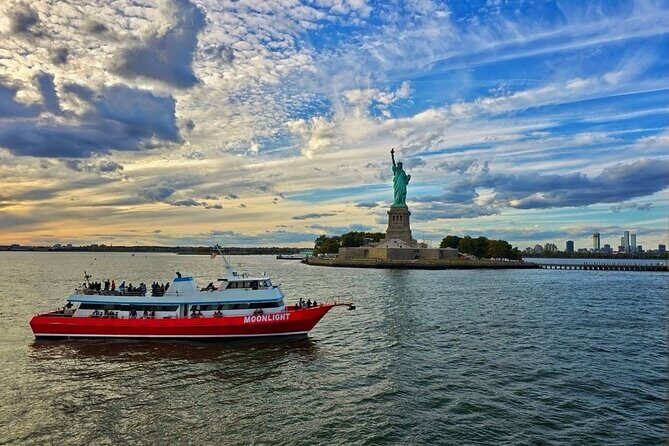 NYC Iconic Landmarks Cruise and Tour - A Rare Kind of View: The 1934 Presidential Helicopter Area