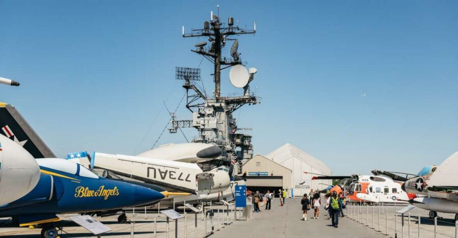 NYC: Intrepid Museum Entry Ticket - The submarine and USS Growler: do it early to win the lines