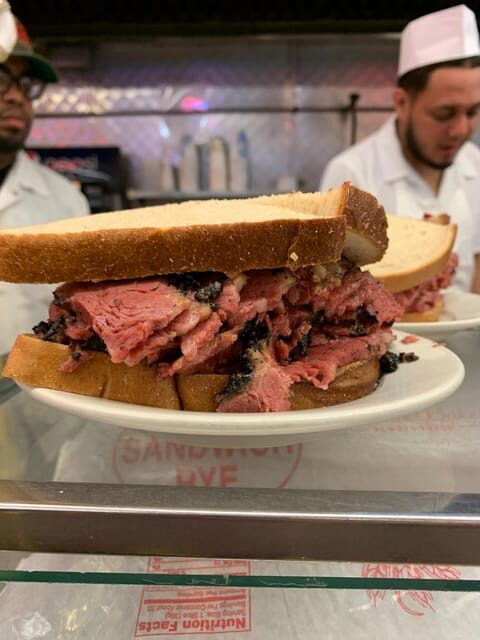 NYC: Lower East Side Walking and Food Tasting Tour - Guides, pacing, and what you should do during the tour