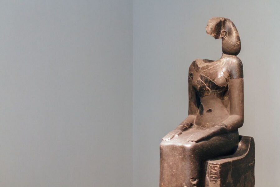 NYC: Meet the Met – Extended 3hr Small-Group Tour - European painting stops: Van Gogh, Monet, and the timing reality