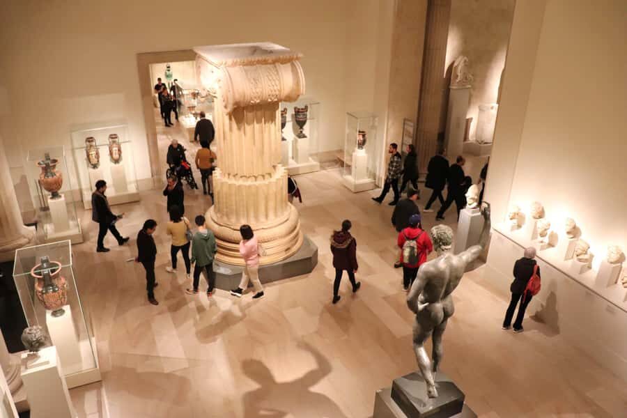 NYC: Metropolitan Museum: "Secrets of the MET" Experience - European Paintings Jump: From Old Masters to a Tiny 1290 CE Wonder