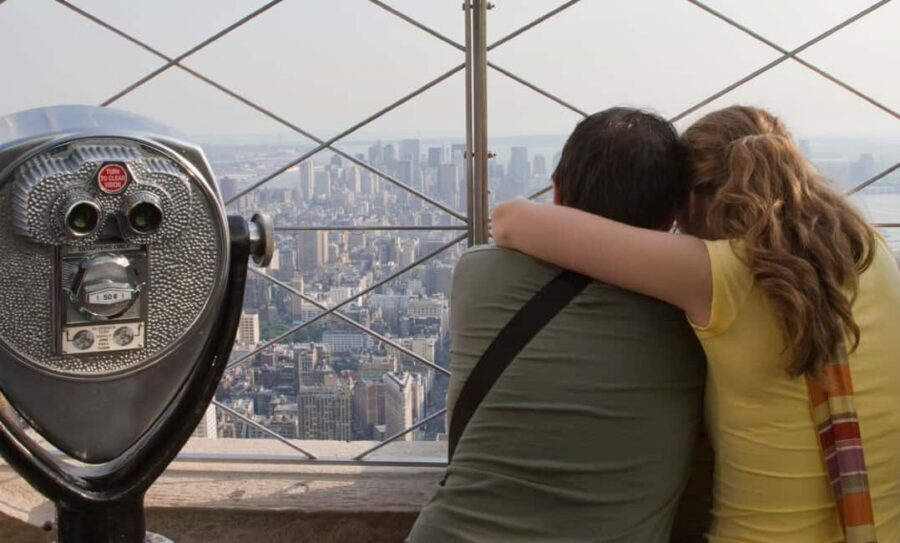 NYC: Midtown, Empire State Building & Top of the Rock Tour - New York Public Library photo stop: how to make 10 minutes count
