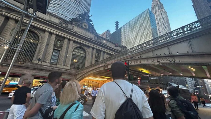 NYC Midtown Manhattan Times Square & Skyscraper Walking Tour - Price and value: what $25 buys you in real sightseeing time